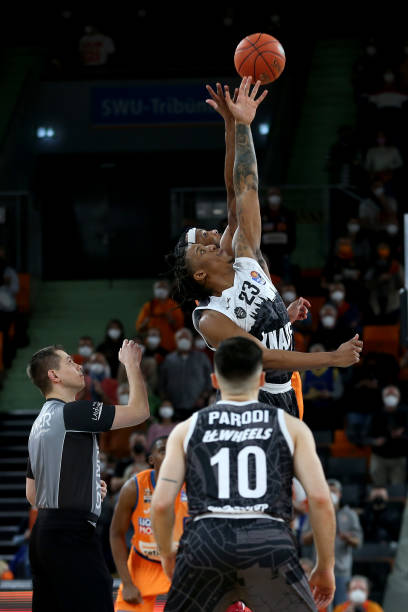 球员极为抢 球员极为抢